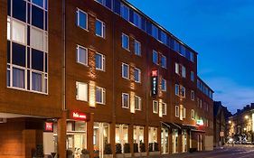 Hotel ibis Nambur Centre